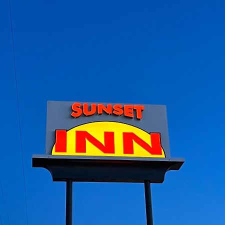 Sunset Inn Грантс Пас Екстериор снимка