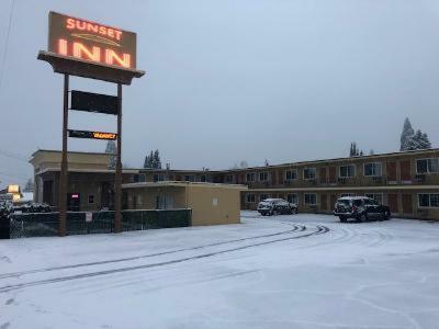 Sunset Inn Грантс Пас Екстериор снимка